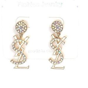 Beautiful inspired creation Earrings with Rhinestones gorgeous